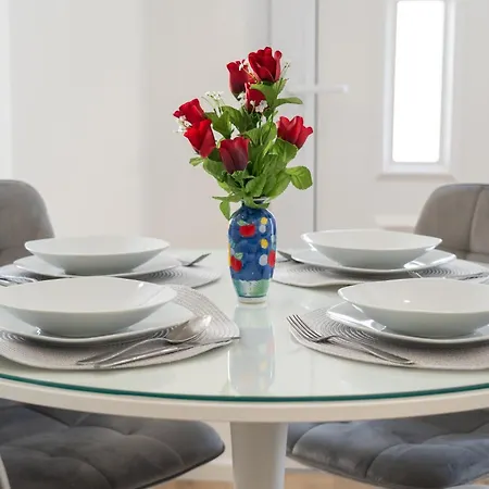 Apartment Kristina Dujmovic Baška Voda Rum bild