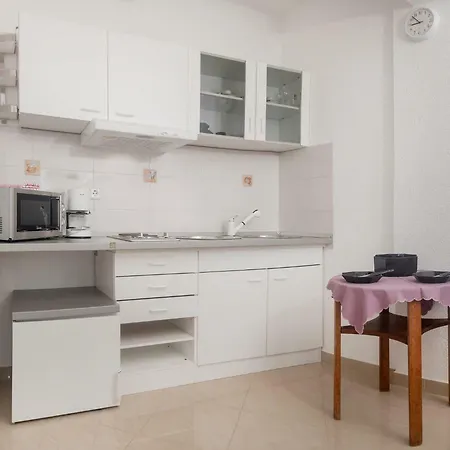 Apartment Kristina Dujmovic Baška Voda Exteriör bild