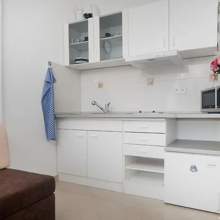 Apartment Kristina Dujmovic Baška Voda Exteriör bild