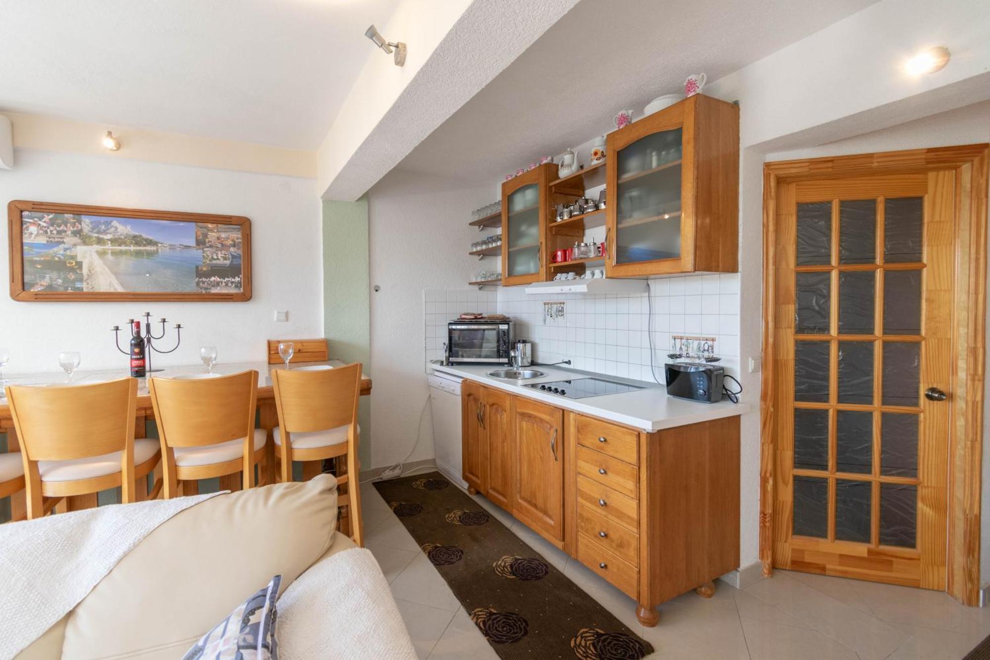 Kristina Dujmovic Apartment *