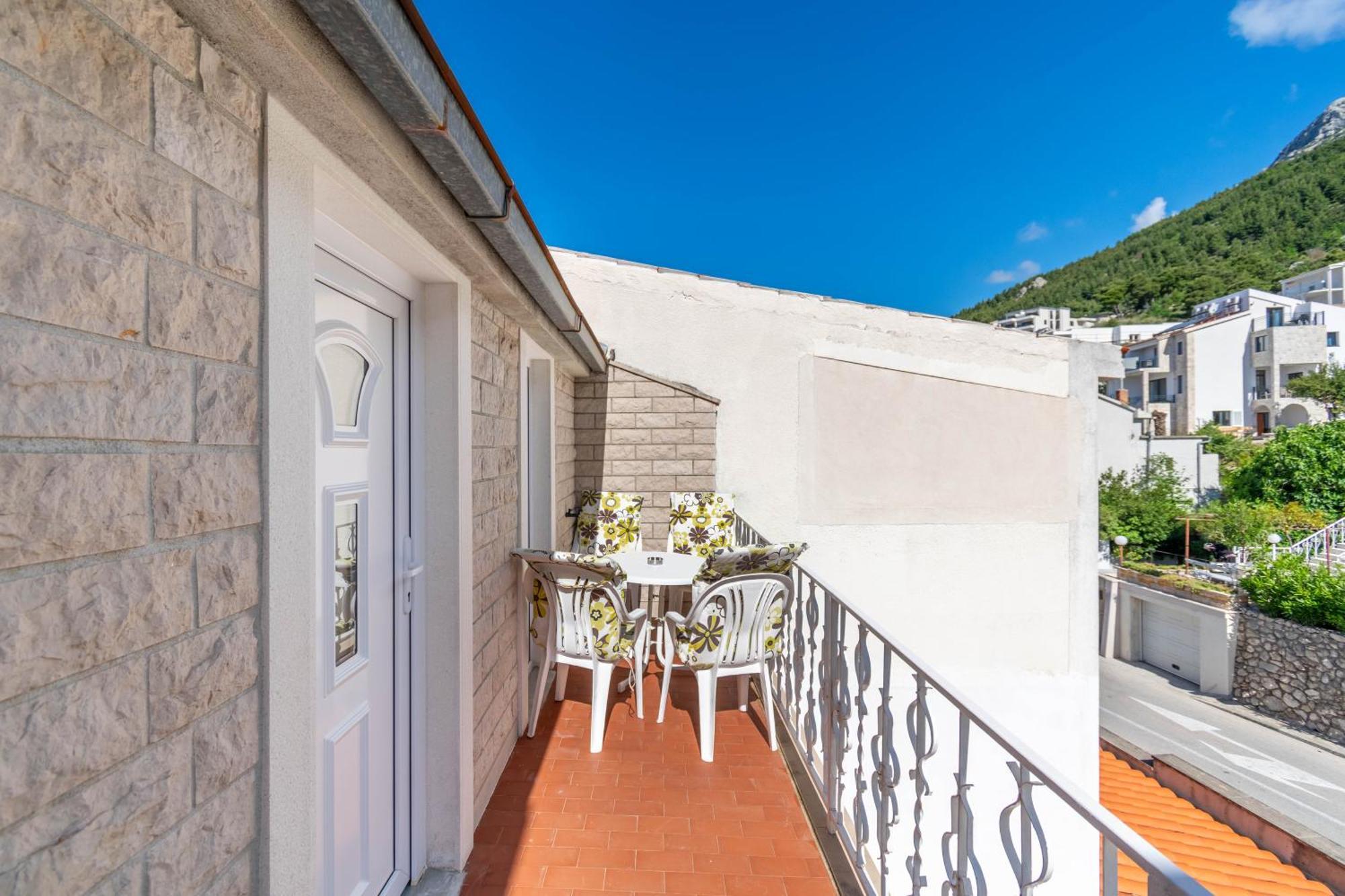 Kristina Dujmovic Apartment Baška Voda
