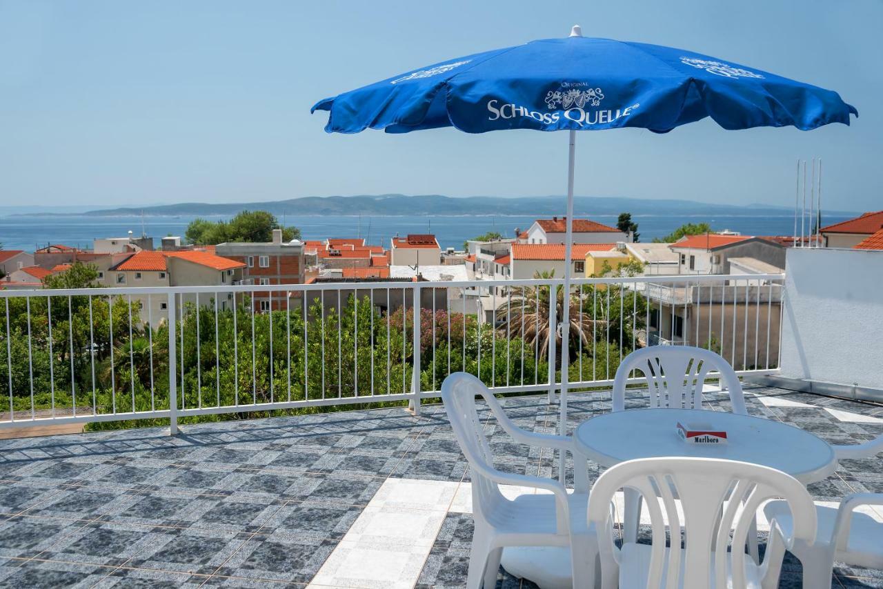 Apartment Kristina Dujmovic *